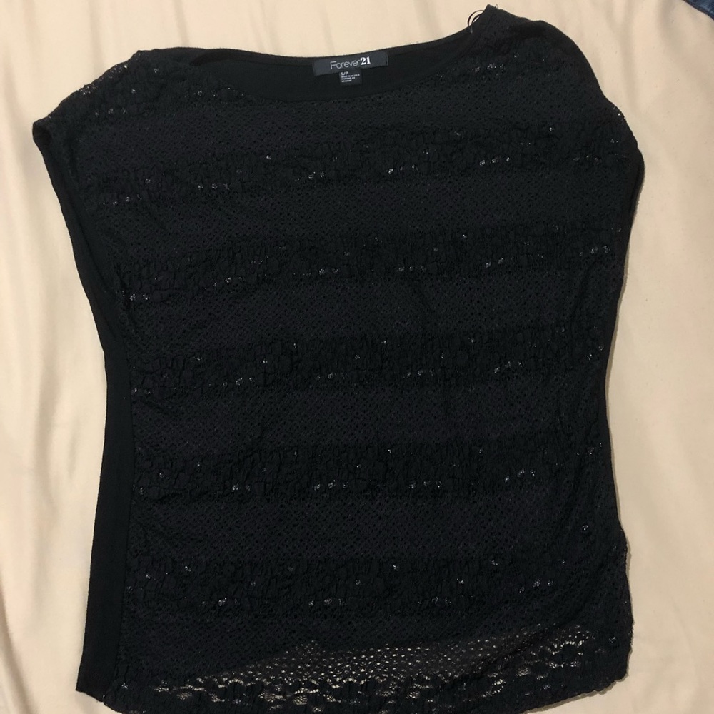 Black lacy forever 21 top